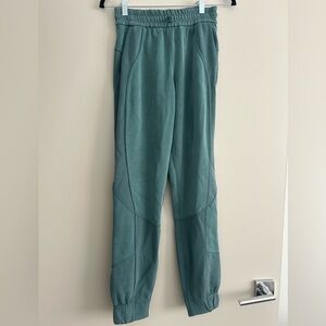 Lululemon Softstreme Joggers (Size 2)